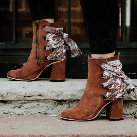 Free bird rare boots - Picture 3 of 3